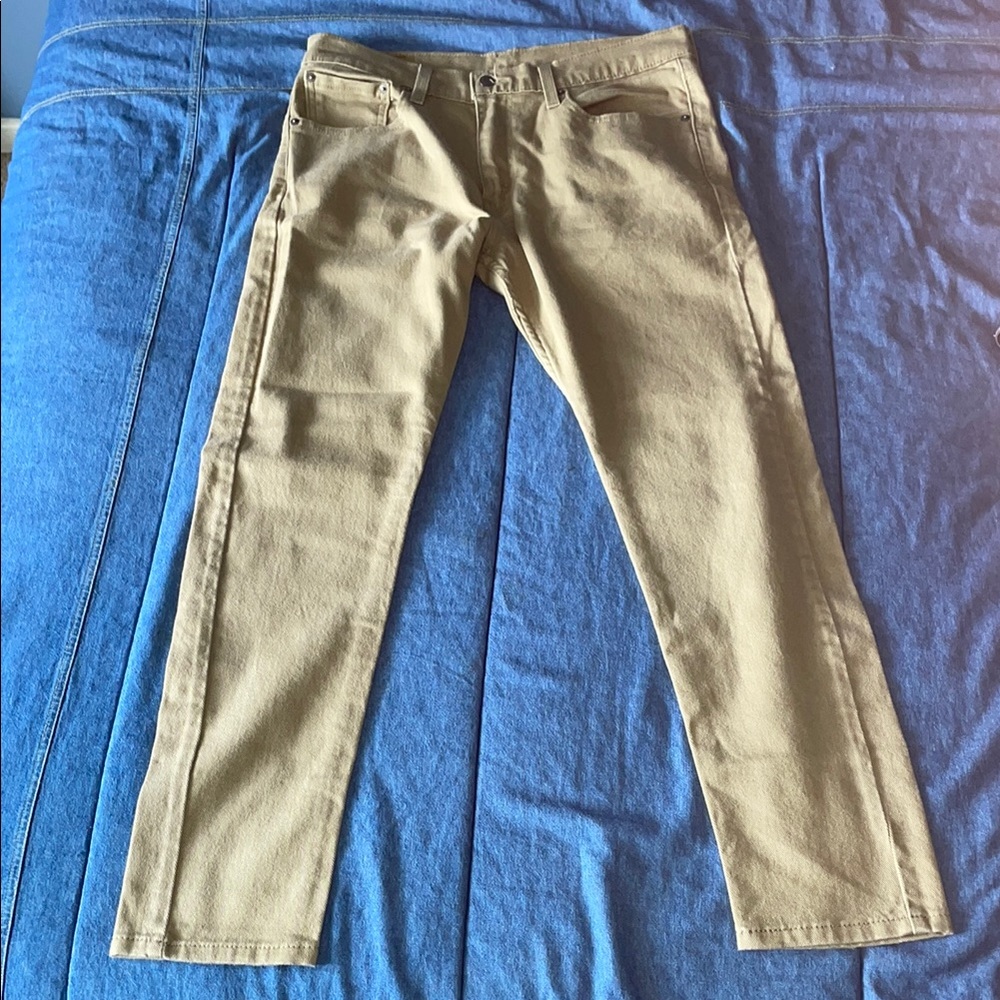 Levi's Khaki Casual Pants